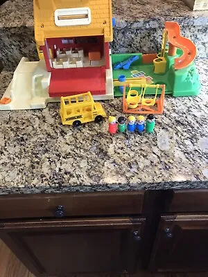 Vintage 1988 Fisher Price Little People School #2550 • $25