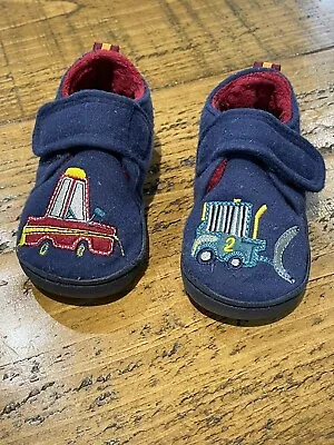 Next Boys/toddlers Slippers Size 3 • £4