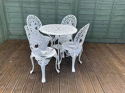Metal Bistro Patio Set.  Table And 4 Chairs. • £50