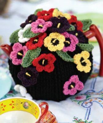 £2.79 • Buy (29) Crochet Pattern - Pretty Pansy Flowers Tea Cosy DK 