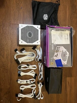 Cooler Master Power Supply V750 Gold V2 White Edition 80 PLUS Gold Full- Modular • £39