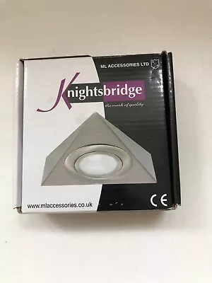 Knightsbridge Hallogen Triangular Under Cabinet Light White Colour 20w Bulb • £9