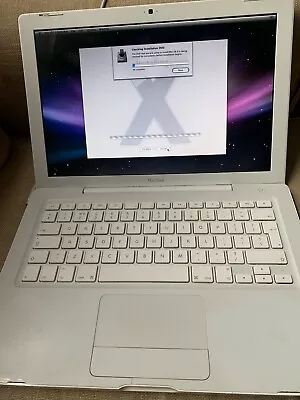 APPLE MACBOOK Core Duo 2GHz 13.3” White • £65