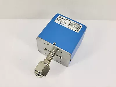 Mykrolis CMH4M1106E Baratron Capacitance Manometer (0-100 M Torr 0-10 VDC Out) • $135