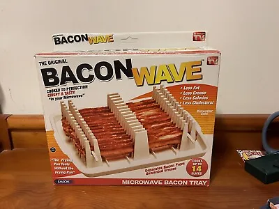 The Original Bacon Wave Microwave Bacon Tray Cooks Up To 14 Slices As Seen On TV • $10