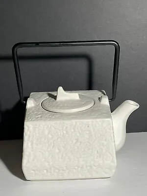 Modern White Square Teapot 4 Cups Pebble Finish Morris Design Contemporary Style • £20.50