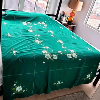 $64 • Buy Green Tablecloth Banquet 100 X 68 Applique Embroidery Cross Stitch Vintage