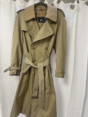 Burberry's Vintage Mens Tan Trenchcoat With Nova Check. Size 42 Short • $265
