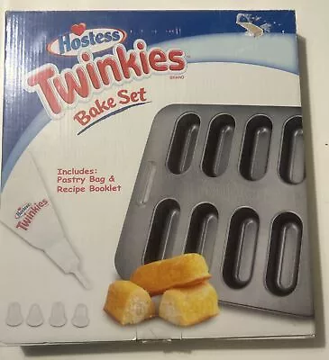Hostess Twinkies Bake Set With Baking Pan Recipe Booklet Pastry Bag  Tips New • $18