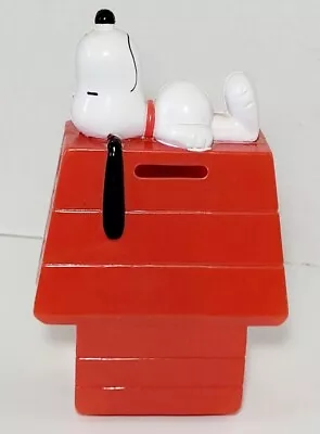 Vintage 1966 Snoopy Peanuts Doghouse Plastic Coin Bank Piggy Bank • $15