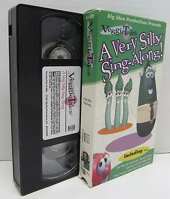 VEGGIE-TALES: A VERY SILLY SING-ALONG ~ 1997 VHS Tape ~ 30 Minutes   (#2260) • $8.88