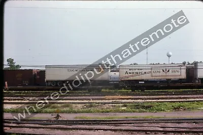 Original Slide Texas Mexican Railway TEX MEX Piggy Back Trailer Proviso ILL 6-79 • $19.96