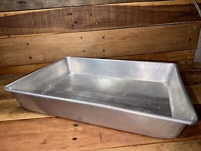 Vintage Century Aluminum Ware Aluminum Rectangular Baking Pan 13 X9.5 X2.25 • $12.99