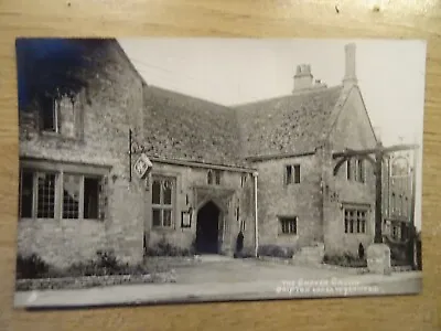 £1 • Buy Oxon,  Shipton Under Wychwood, The Shaven Crown Old R.p Postcard .