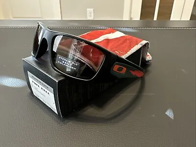 Oakley Fuel Cell Cd Surf Apocalypse Matte Black Prizm Daily Polarized Oo9096-g2 • $148.88