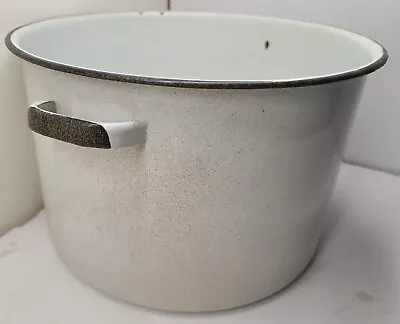 Vintage Enamelware White Stock Pot Farmhouse 11.5” Diameter 7.5”H • $8.95