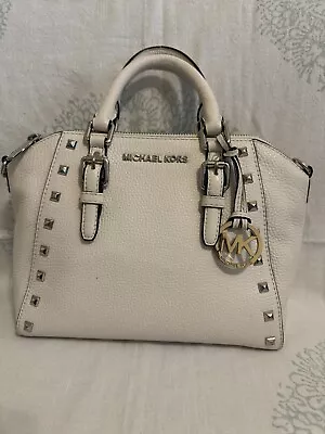 Michael Kors Purse • $45