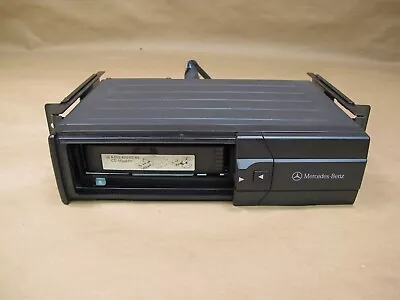 🥇96-02 Mercedes R129 Sl-class Cd Changer Player W/ Magazine 0028205989 Oem • $105.83