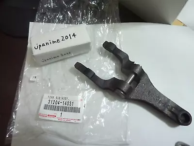 TOYOTA Genuine Supra R154 Transmission Clutch Release Fork 31204-14031* • $46.50