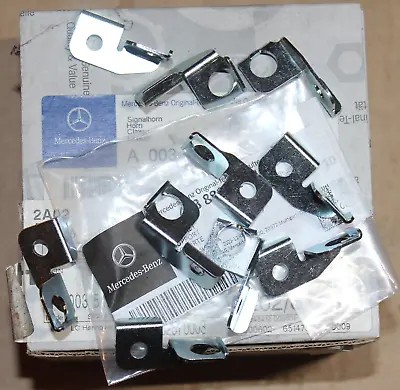 Genuine Mercedes-benz Mb Puch W463 W460 W461 G-class Fender Bracket Holder Oem • $15