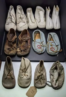 Lot Of Vintage Baby Shoes • $10