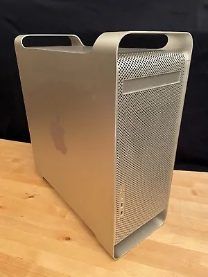 Apple Power Mac G5 - Dual 2GHz - 2Gb RAM - Model A1047 • $385