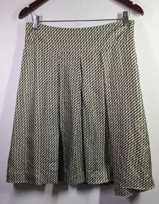 Banana Republic 100% Silk Pleated A-Lined Skirt Size 6 With A Defect - Geometric • $5.50