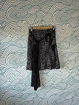 BNWT Dalmation Print Skirt Size 10 With Tie Front • £1