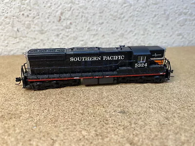 Life-Like #7728 N Scale Southern Pacific SD7 Black Widow Diesel #5324 • $9.99