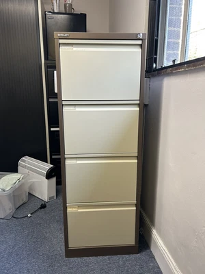 £21 • Buy Bisley 4 Drawer Lockable Filing Cabinet