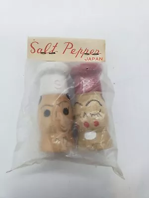 Mini Wooden Salt And Pepper Shakers Chef Hats Original Vintage Package Japan • $19.99
