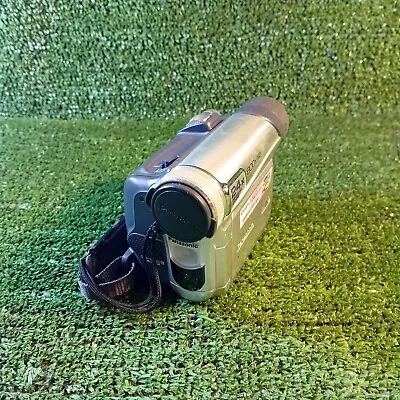 Panasonic NV-GS11EB Camcorder Digital Video Camera (Silver) Tested  • £29.99