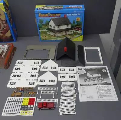 ERTL 4237 Farm Country 42pc Farm House Building Play Set Complete 1993 • $109.99