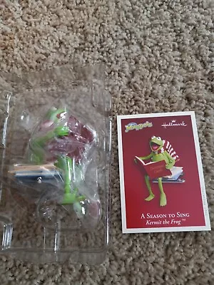 Hallmark A Season To Sing Kermit The Frog Dated 2005 • $6