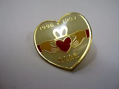 Vintage Collectible Pin: 1996 1997 SOOB S.O.O.B. Claddagh Design Heart • $9.99