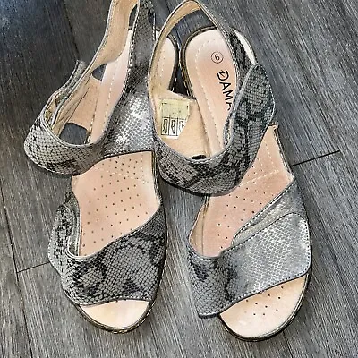 Damart Sandals Size 6 • £0.99