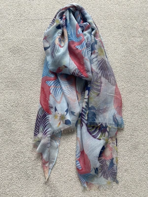 £5 • Buy Flamingo Scarf