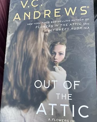 Out Of The Attic By V.C. Andrews (Paperback 2020) • £5