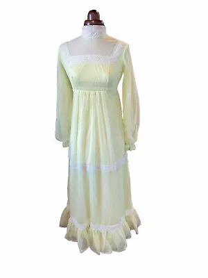 VINTAGE 1970’s VICTORIAN STYLE YELLOW NYLON CHIFFON BRIDESMAID DRESS • £10