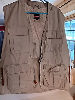 Mens Coleman Fishing Vest Zip Up Front W/ Mesh Back Sz XL • $15