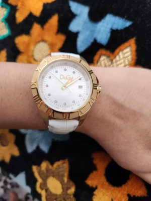 £65 • Buy Dolce And Gabbana Gold Tone Mens Quartz Watch DW0766-Runing