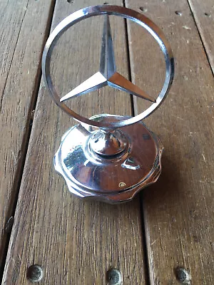 Vintage Mercedes Benz Hood Emblem 110 888 0017 • $99.99