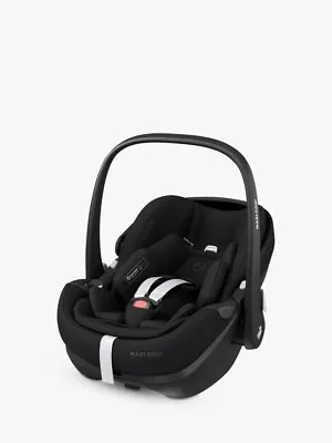 Maxi-Cosi Pebble 360 Convertible Car Seat - Essential Graphite • £55