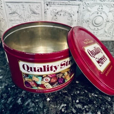 £10.50 • Buy Large Vintage Mackintosh’s Quality Street Tin Kitchenalia Advertising Shop Prop