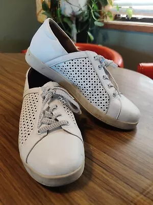 Womens Ziera Size 9 Leather Sneakers Shoes White Lumier Style  • $59.95