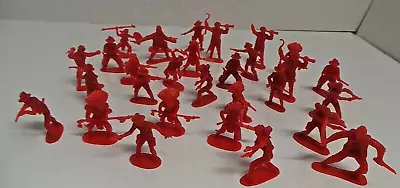 Vintage Cowboys And Indians Toy Soldiers Plastic Figures • £7.50