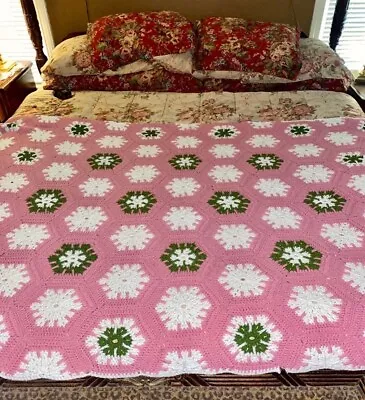 Vtg Handmade Crocheted Snowflake Star Bedspread Quilt 84” X 48” Cottagecore  C2 • $58