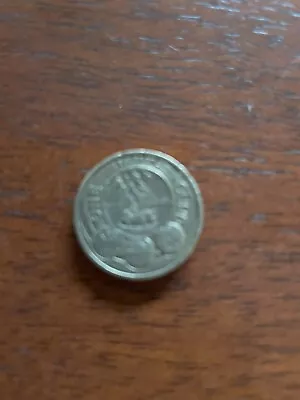 OLD £1 POUND COIN 2010 BELFAST  - Circulated  • £1.75