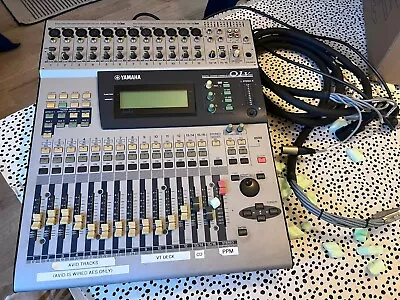 Yamaha 01v Digital Mixing Console • £180