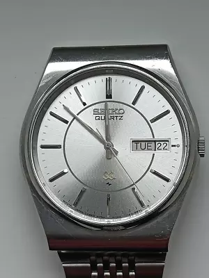 Lovely Seiko SQ Quartz Vintage Watch 7123-8550 Silver Dial With Original Strap. • £58